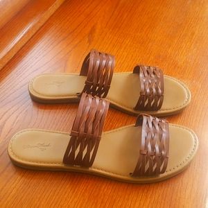 Women's Slide Sandals Size 10